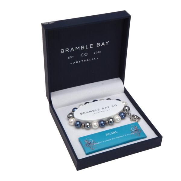 Turtle Charm Bracelet Pearl